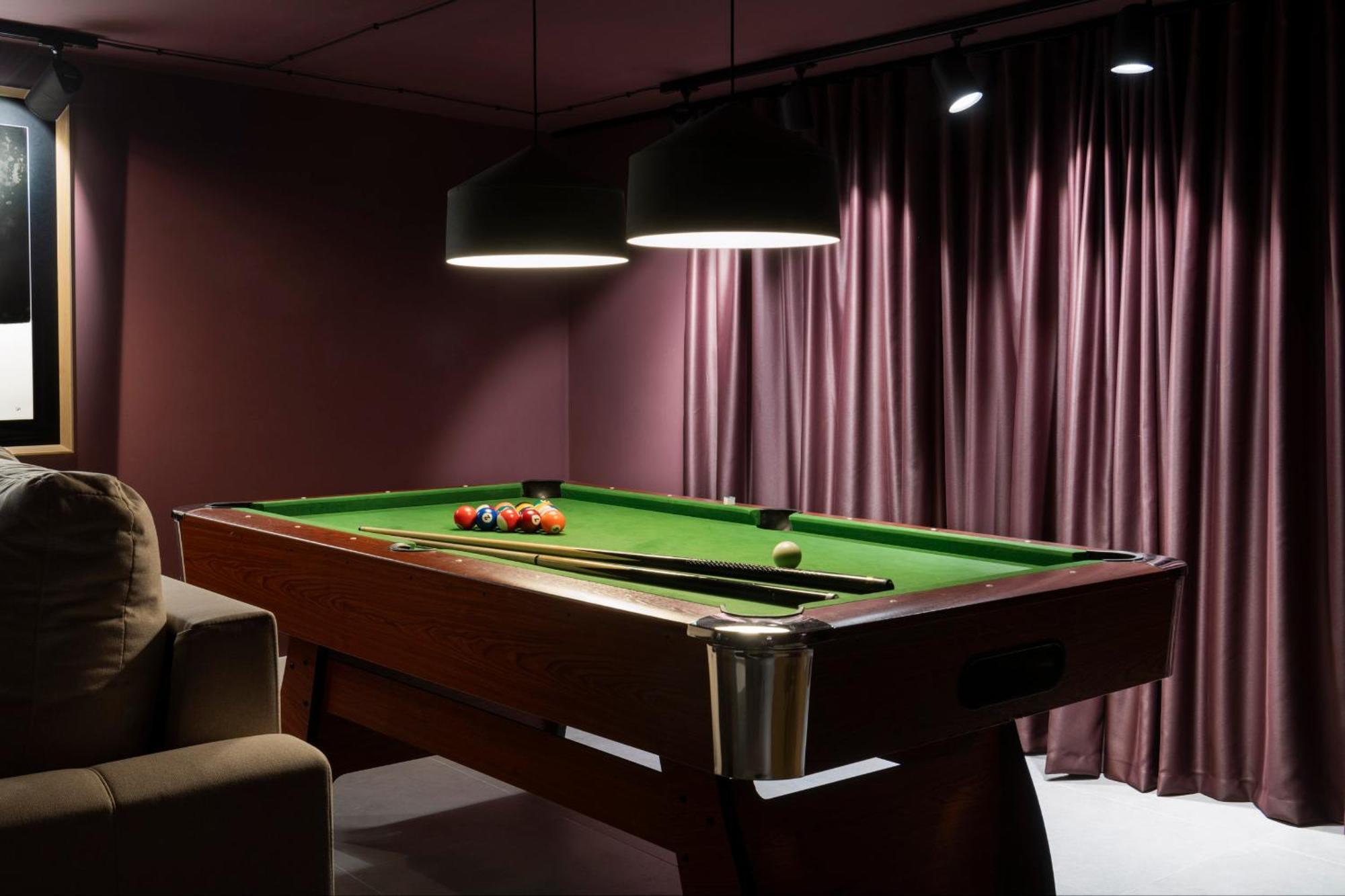 Monkeys Apartments Trastamara Billiard Room 세비야 외부 사진